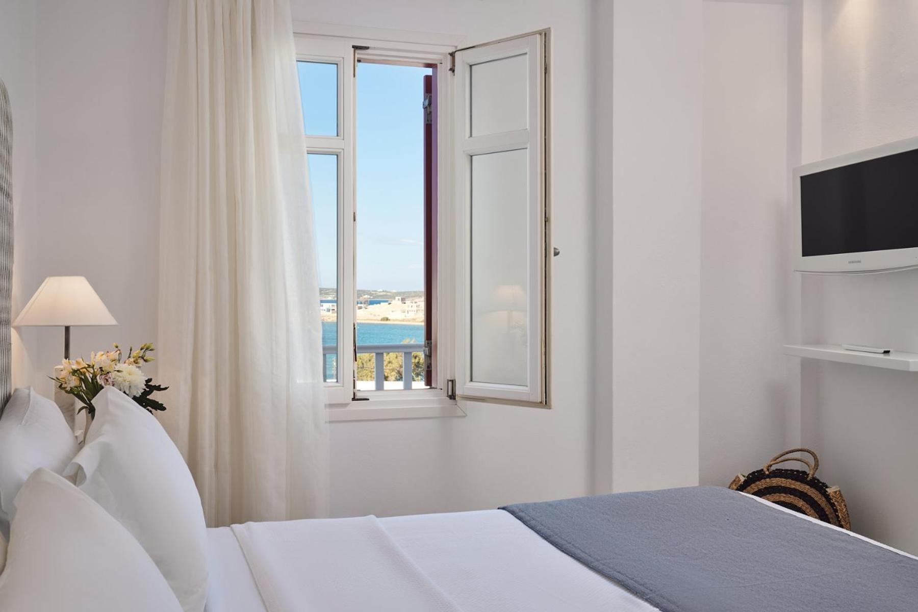 Stelia Mare Boutique Hotel Náousa Eksteriør bilde