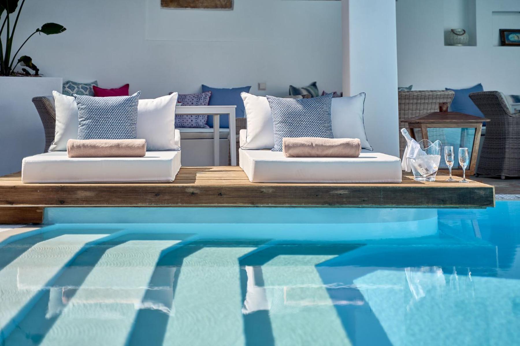 Stelia Mare Boutique Hotel Náousa Eksteriør bilde