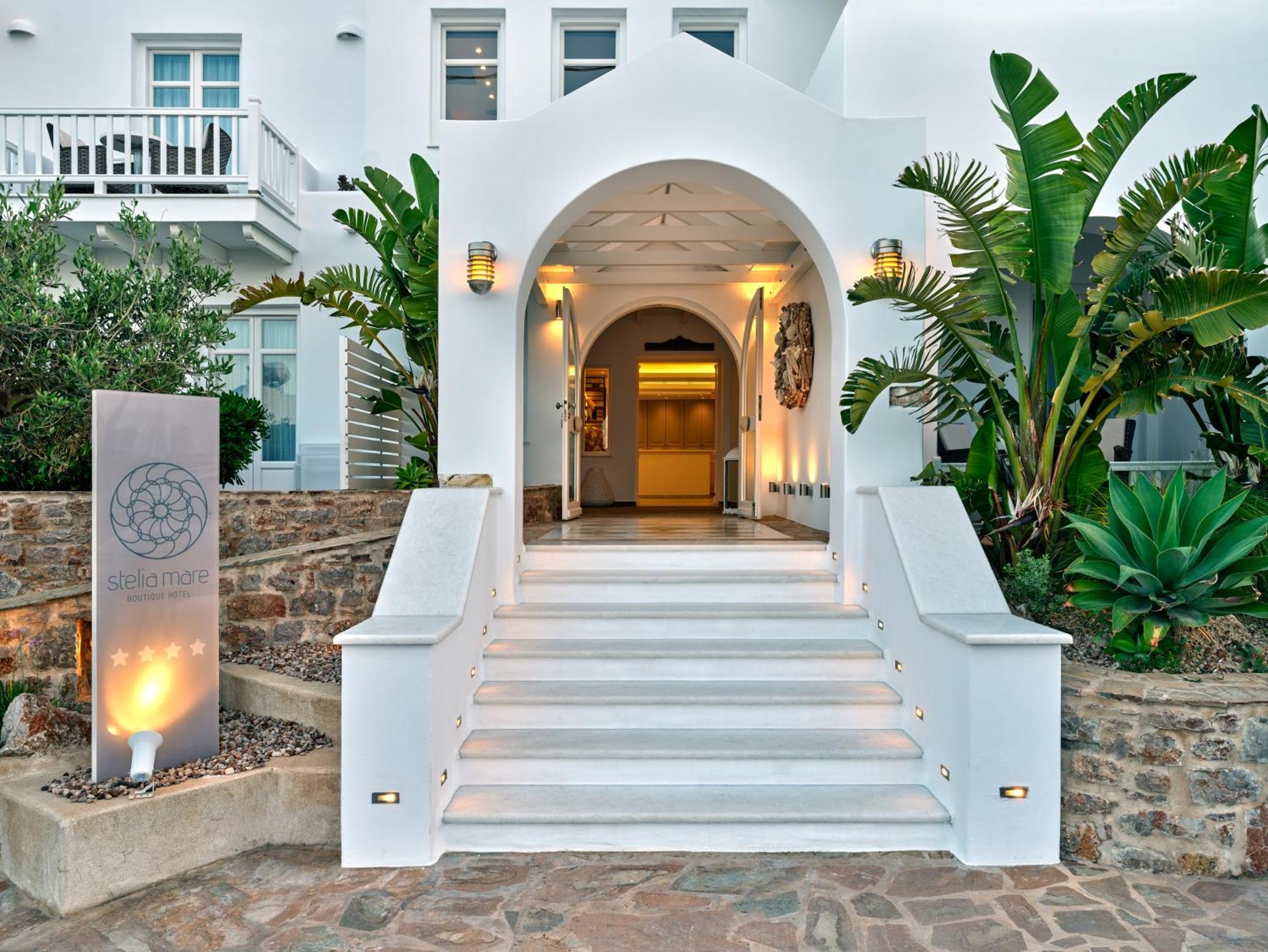 Stelia Mare Boutique Hotel Náousa Eksteriør bilde
